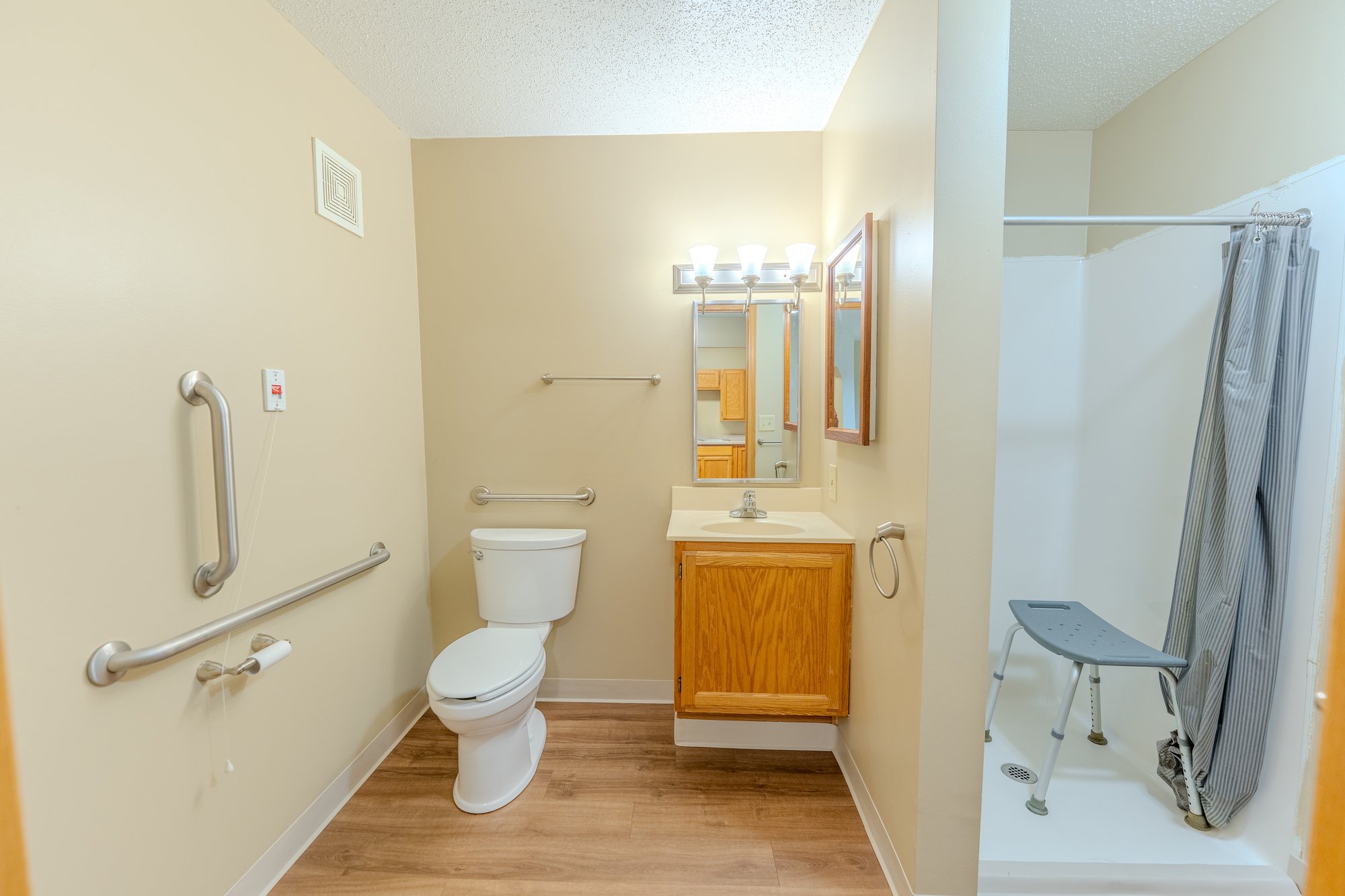 LHESC_AL_apartment_023