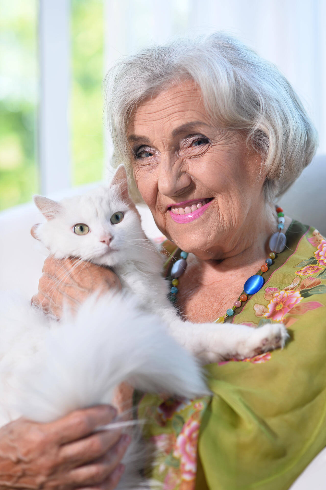 Assisted Living Pets Allowed: Finding Pet-Friendly Senior Communities